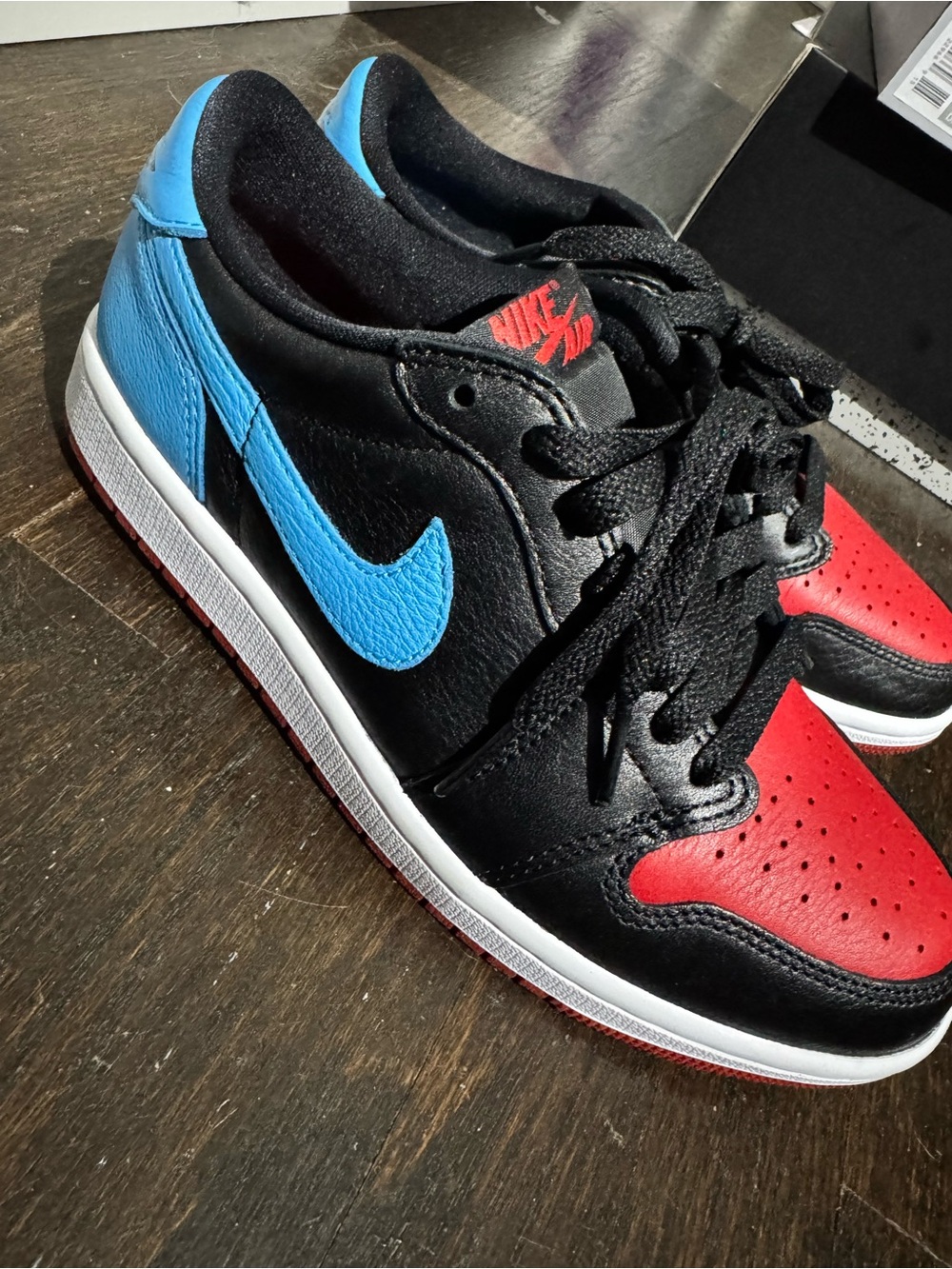 Nike Jordan 1 retro Low-Top Sneakers - Black, Red & Blue